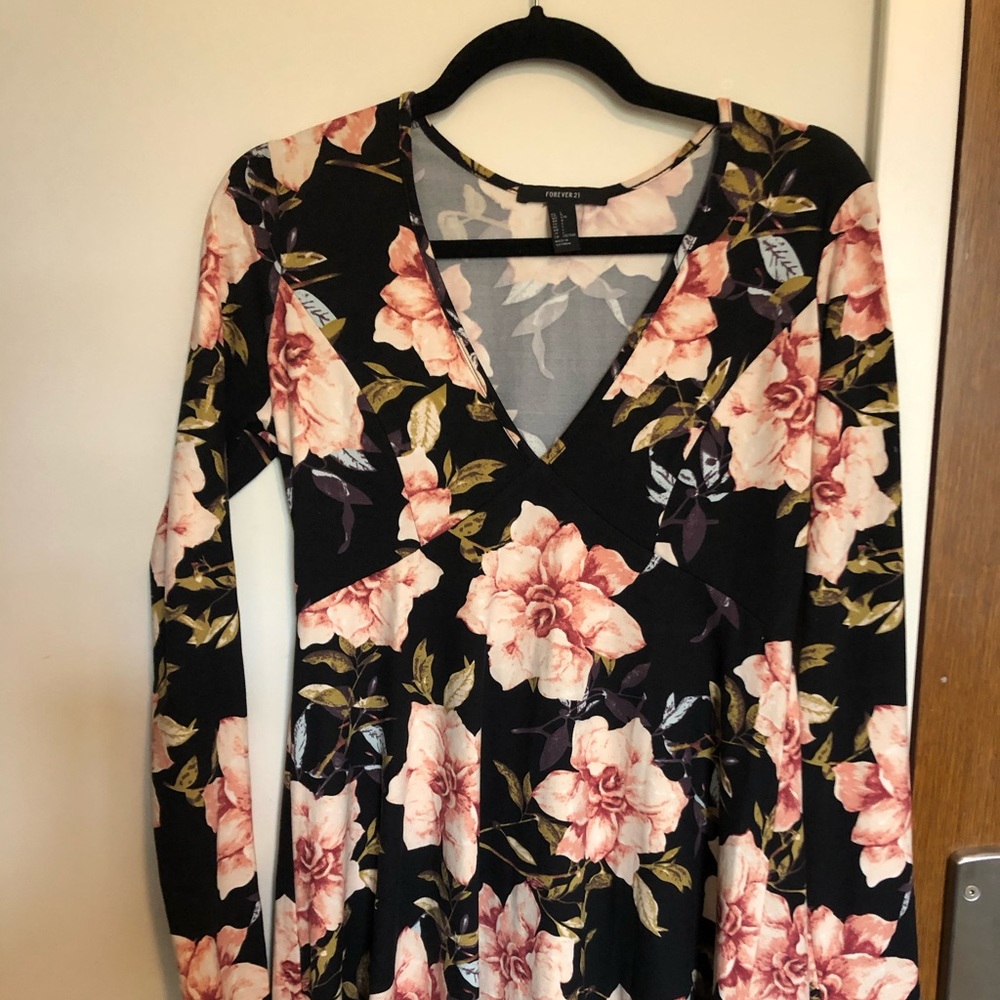 NWOT Floral Forever 21 Mini Dress